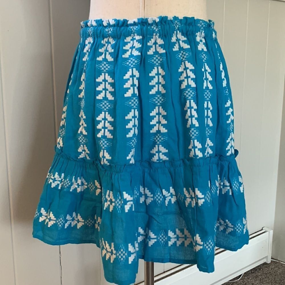 Elan blue with white arrow tribal design skirt with ruffle sz med - Picture 7 of 14